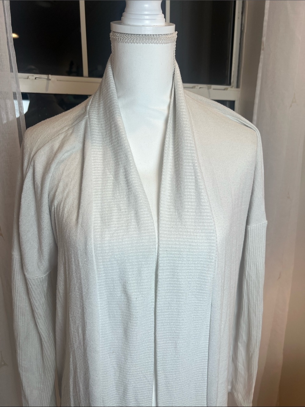 GAP White Ribbed Open-Front Cardigan size medium. - Picture 2 of 8
